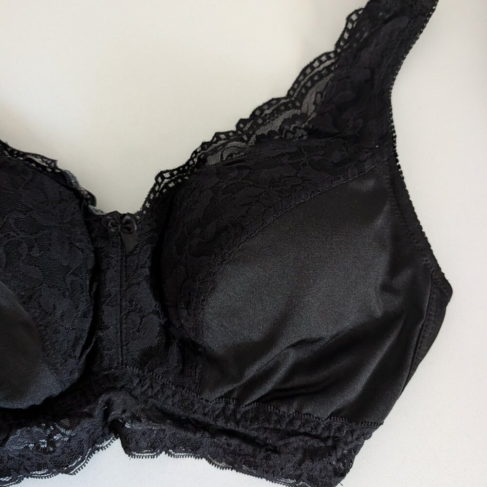 Rhonda Shear Classic Pin-Up Lace Wire Free Leisure Bra with Pads 672P Black XL - Picture 7 of 9
